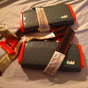 2mifold carseats